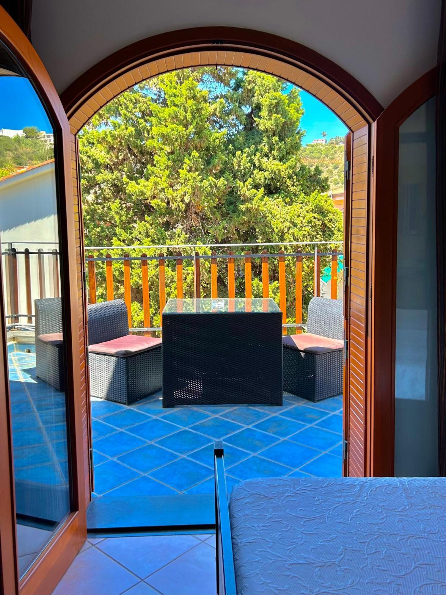 B&B Villa Rodriguez Milazzo Bagian luar foto