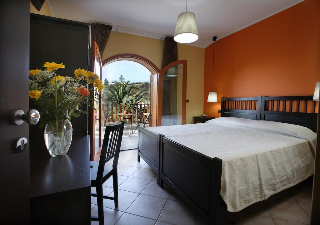 B&B Villa Rodriguez Milazzo Ruang foto
